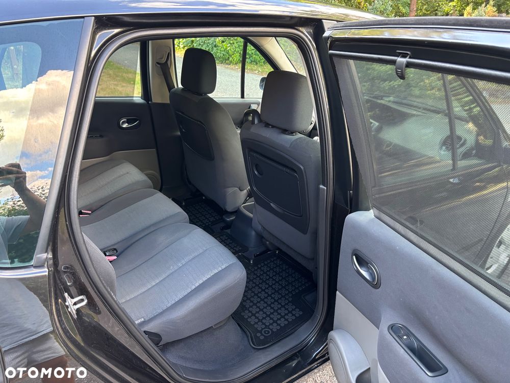 Renault Scenic - 10