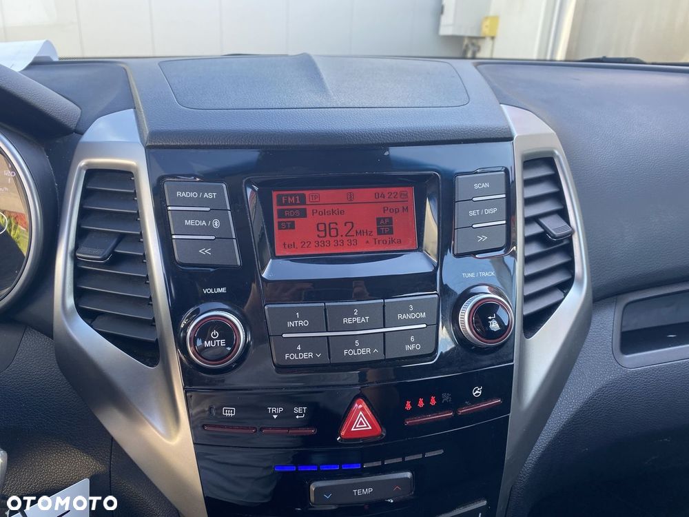 SsangYong/KGM Tivoli 1.6 Crystal - 16