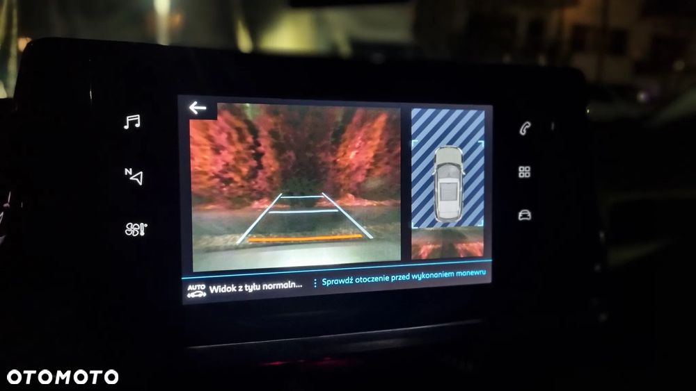 Peugeot 2008 1.5 BlueHDi Allure S&S EAT8 - 29