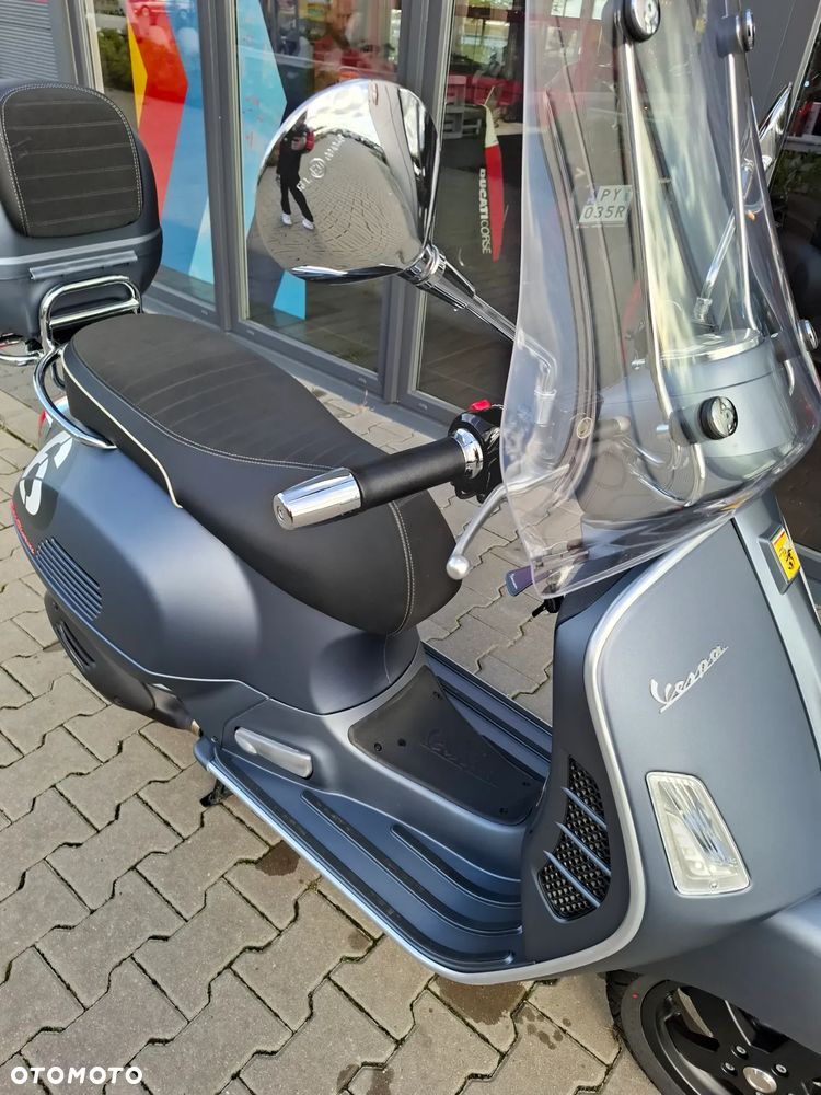 Vespa GTS - 15