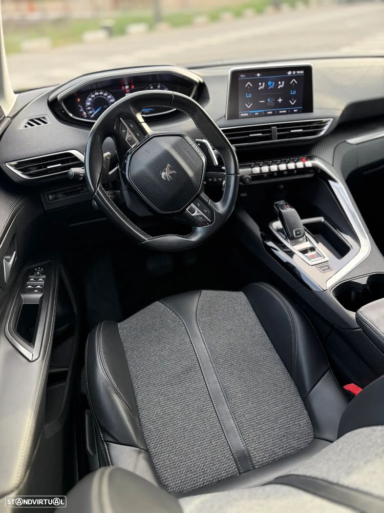 Peugeot 5008 1.5 BlueHDi Allure EAT8 - 10