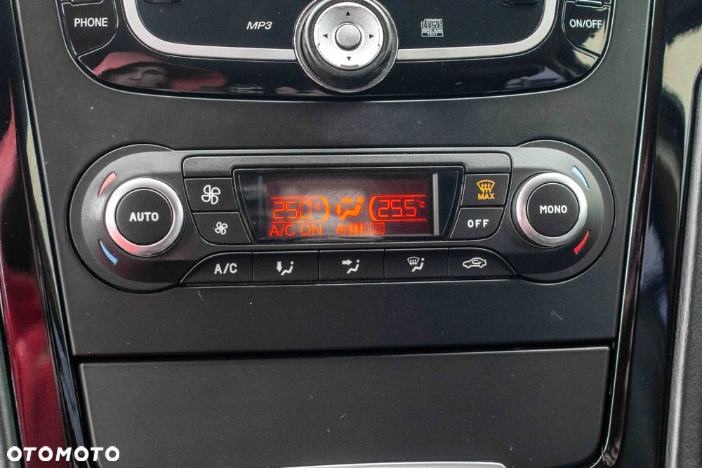 Ford Mondeo 1.6 T Titanium LXS - 22