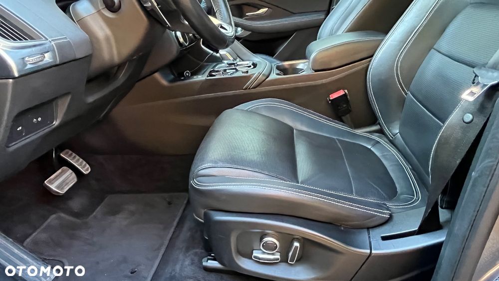 Jaguar E-Pace P300 AWD Sport - 16
