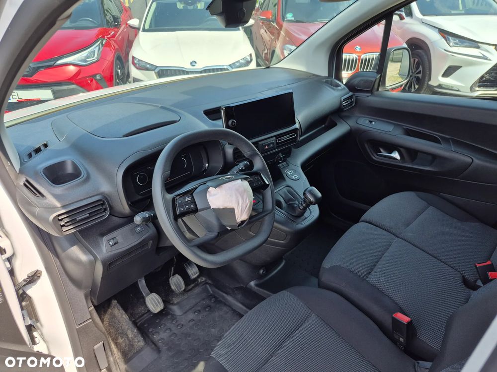 Opel COMBO - 8