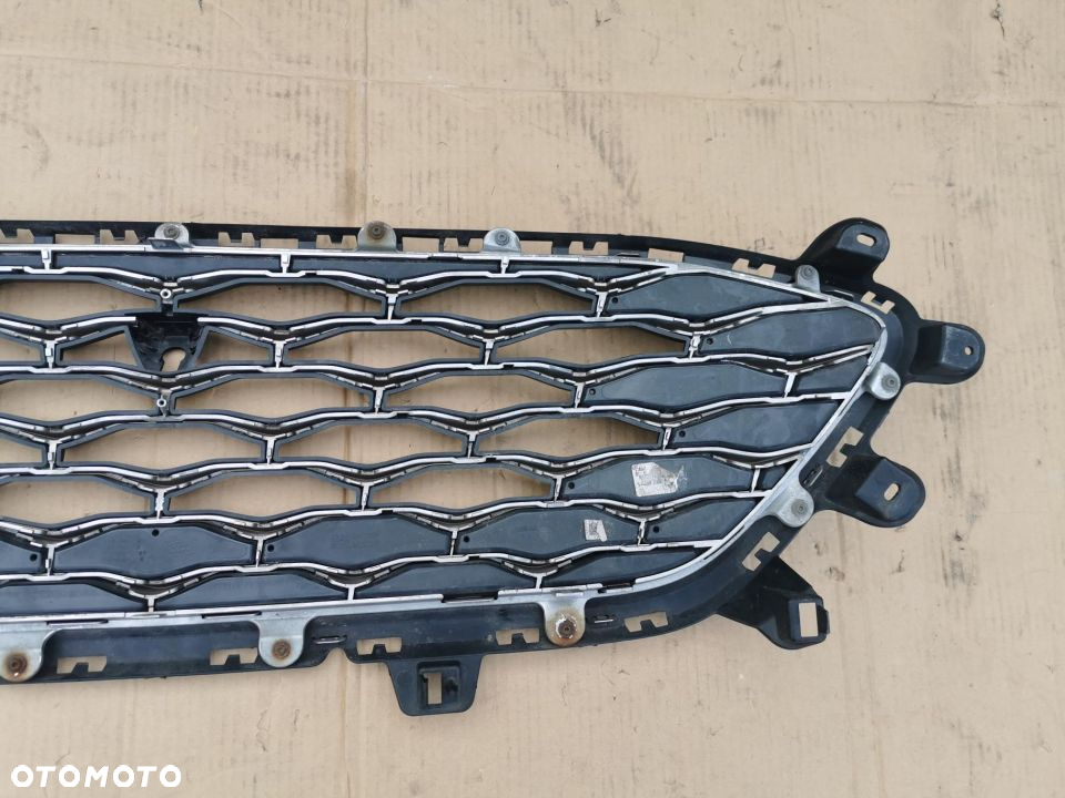 GRILL ATRAPA CHŁODNICY FORD KUGA MK3 19+ VIGNALE NA CHROM LV4B-8200-V LV4B-8150-V ORYGINAŁ - 7