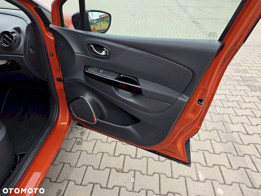 Renault Captur 1.2 TCe Intens EDC - 21