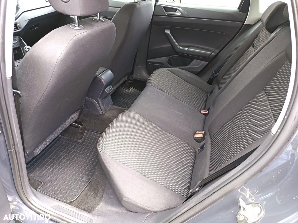 Volkswagen Polo 1.0 MPI Base - 14