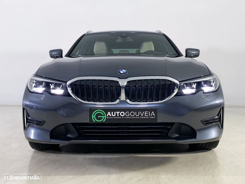BMW 330 e Auto - 2