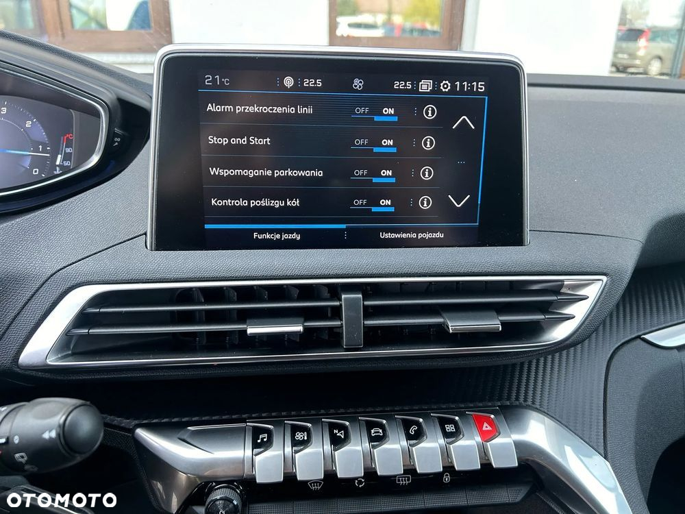 Peugeot 3008 - 16