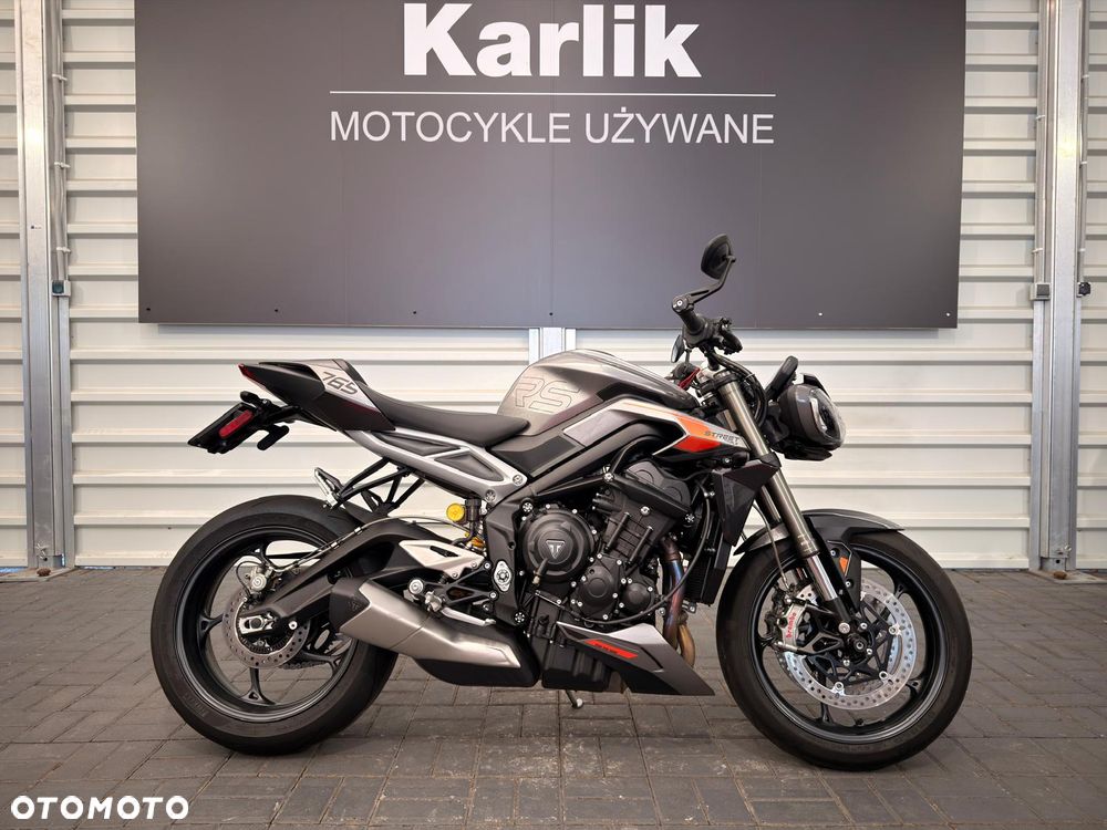 Triumph Street Triple - 2
