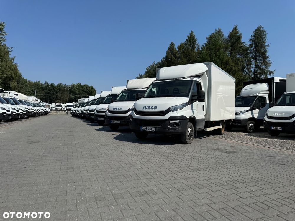 Iveco IVECO DAILY 50c15  DMC 3500 KG W OFERCIE OK 70 SZTUK FURGON KONTENER CHLODNIA WYWROT PODWOZIE DO ZABUDOWY 35c15 - 24