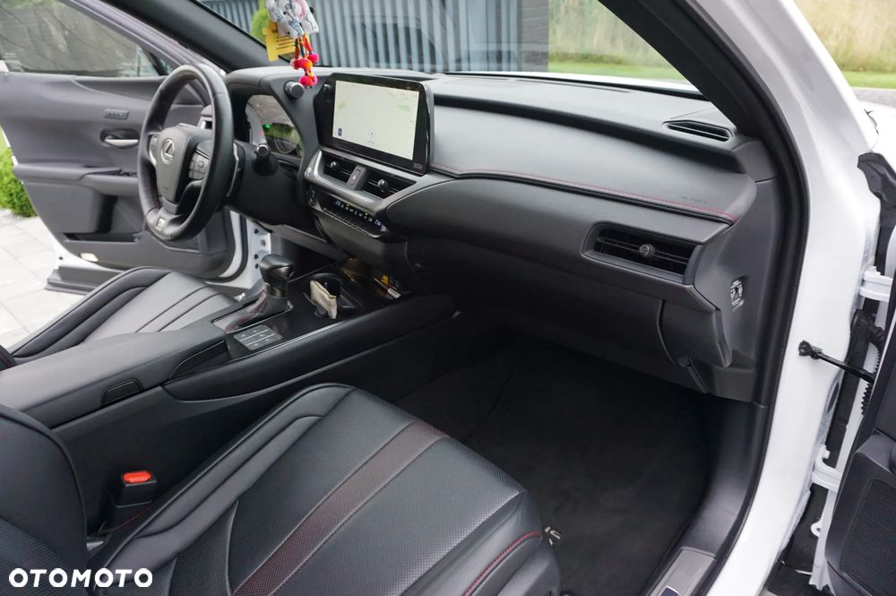 Lexus UX 250h GPF F Sport 2WD - 26