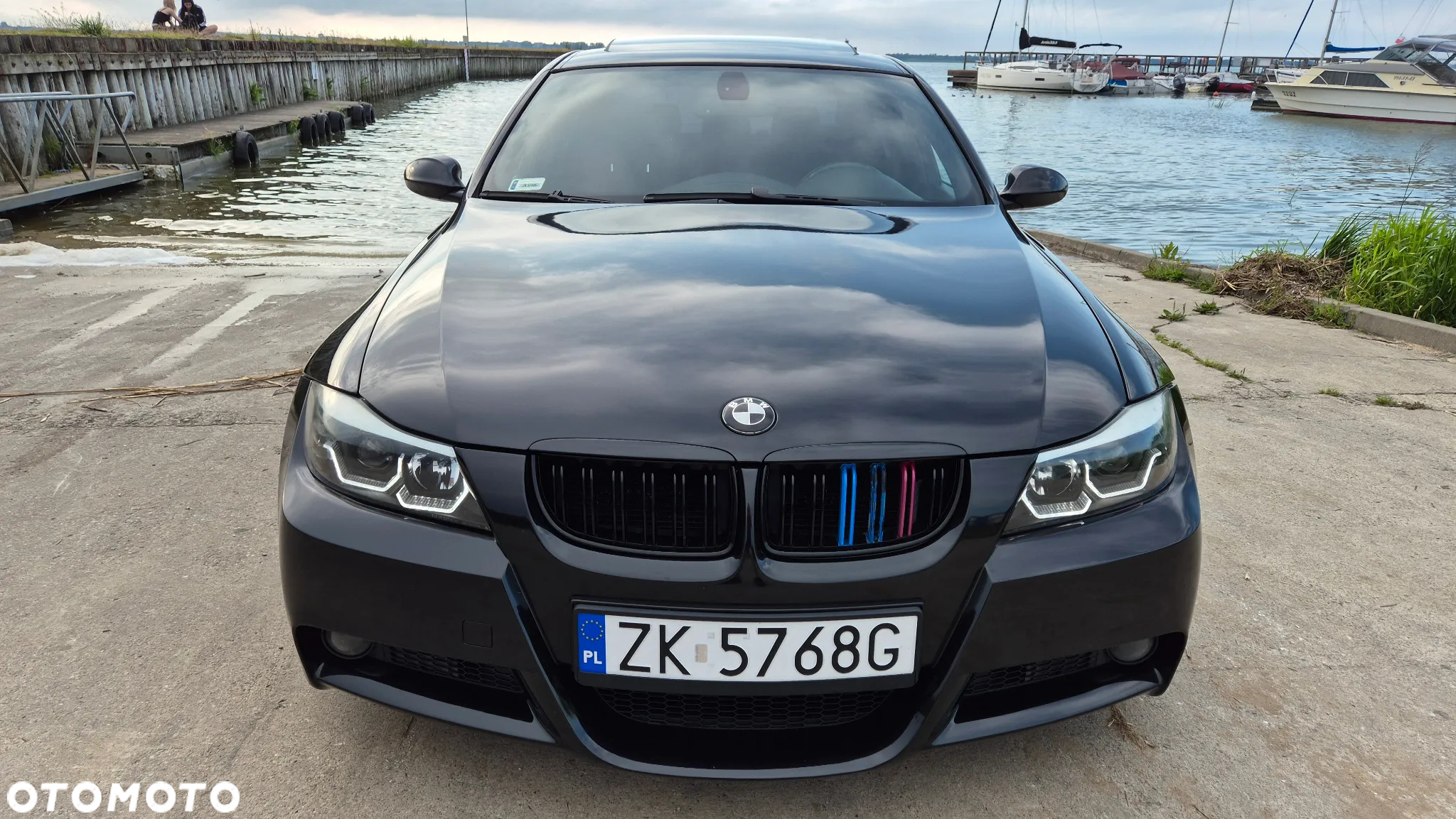 BMW Seria 3 320i - 4