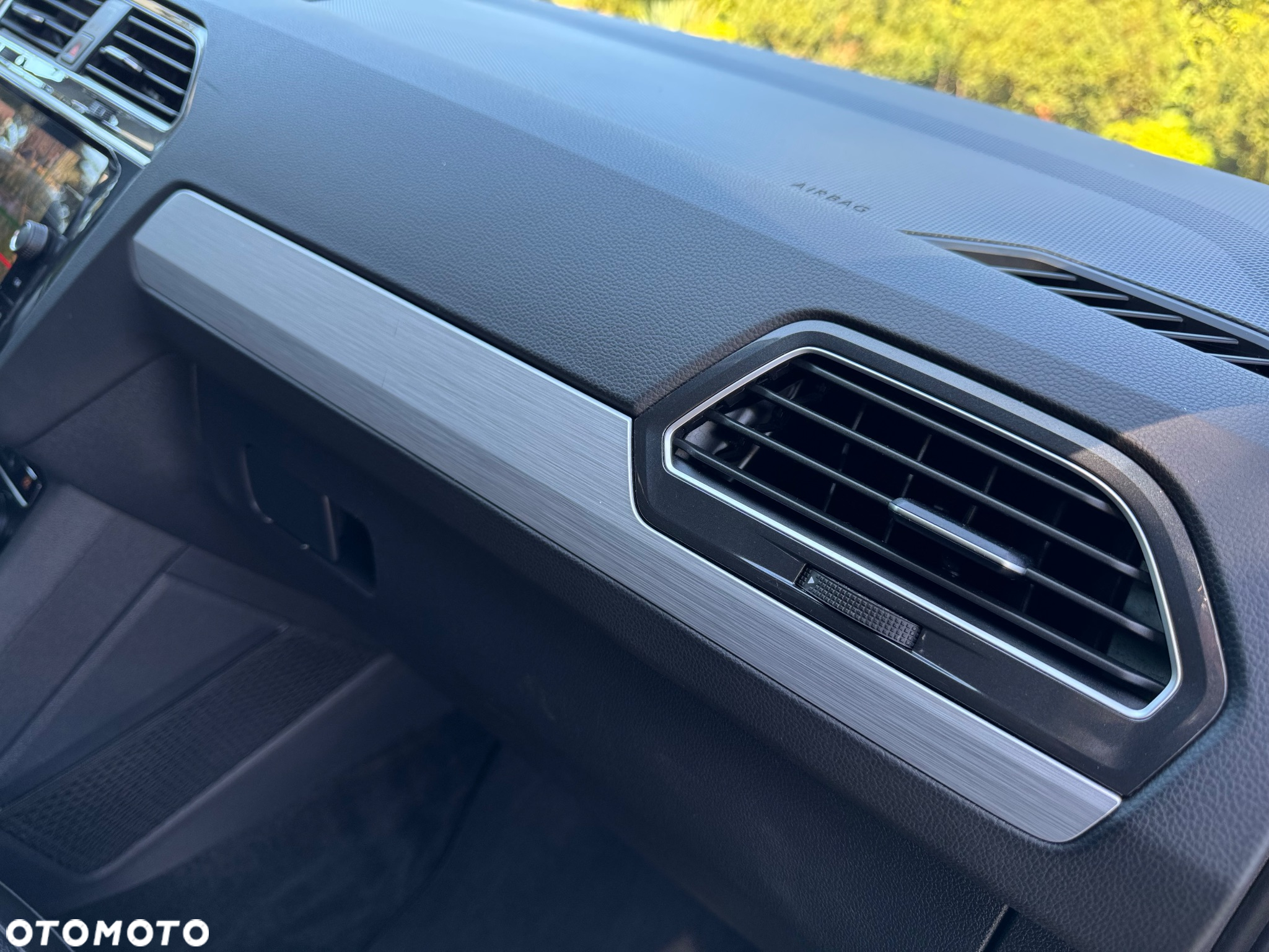 Volkswagen Tiguan 1.5 TSI EVO Comfortline - 24