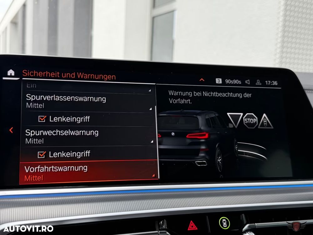 BMW X5 xDrive45e - 32