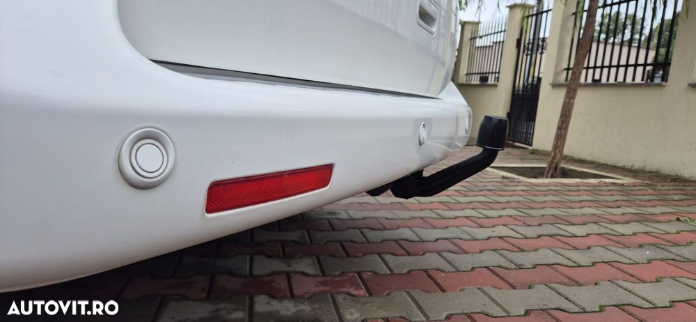 Volkswagen Caravelle - 14