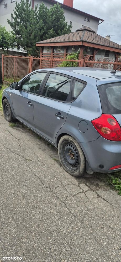 Kia Ceed 1.4 Comfort - 3