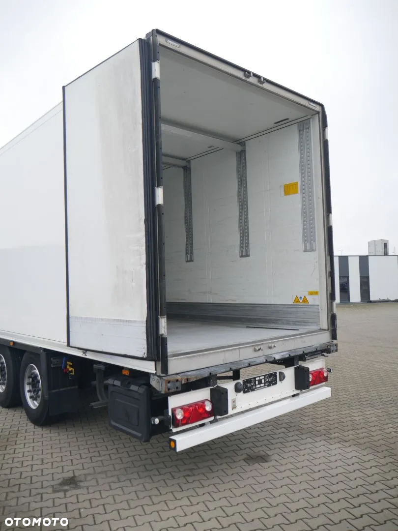 Schmitz Cargobull Chłodnia  / Doppelstock / Thermo King 300 / TIP 638810 - 11
