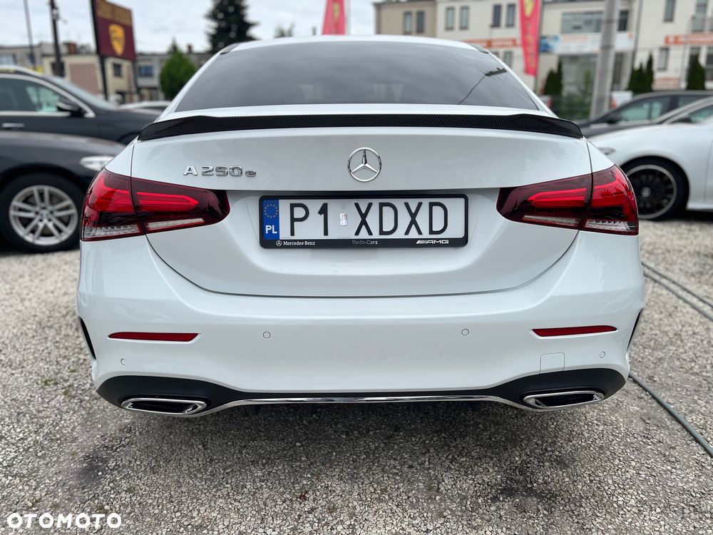 Mercedes-Benz Klasa A 250 E AMG Line 8G-DCT - 5