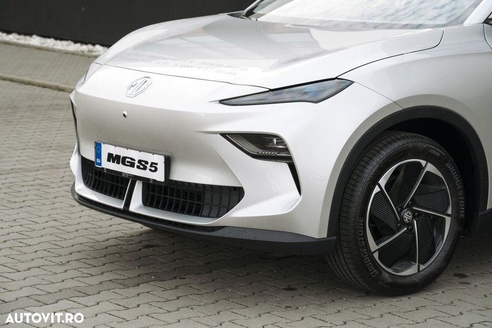 MG MG5 2025 — imagine 27
