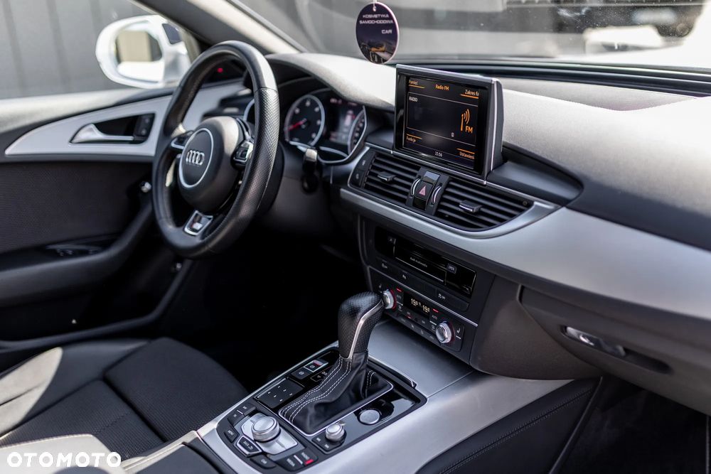 Audi A6 Avant 2.0 TDI Ultra S tronic - 12