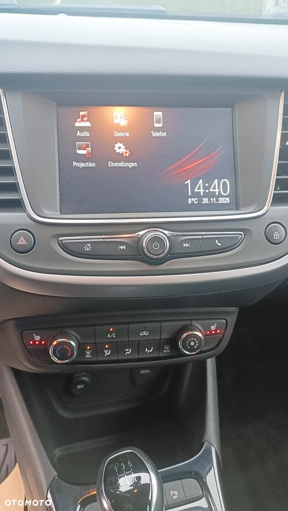 Opel Crossland X - 11