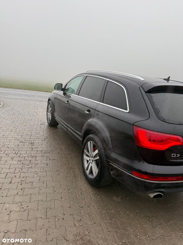 Audi Q7 - 13
