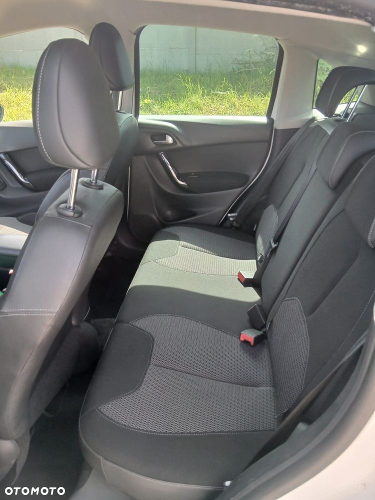 Citroën C3 1.2 PureTech Selection - 8