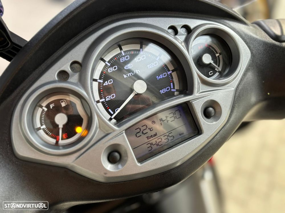 Yamaha X-City 250 - 9