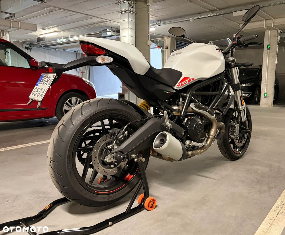 Ducati Monster - 4