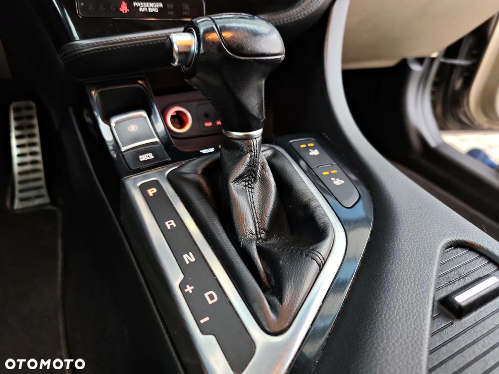Kia Optima 1.7 CRDi XL - 16