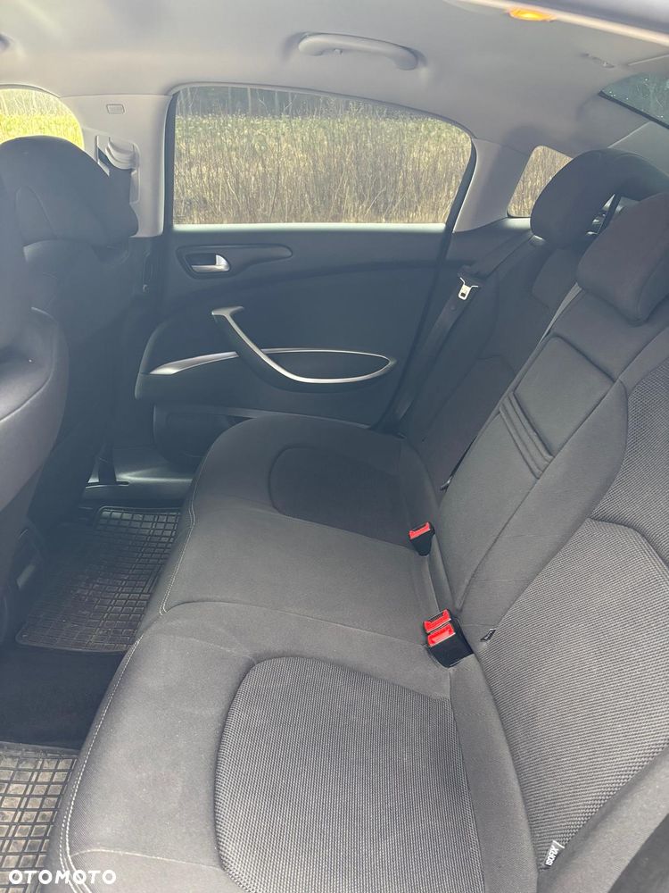 Citroën C5 2.0 HDi Confort - 9