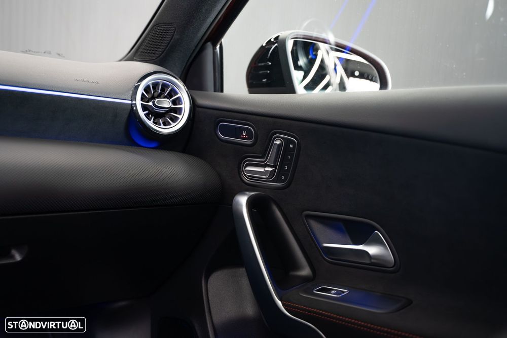 Mercedes-Benz A 250 e AMG Line - 47