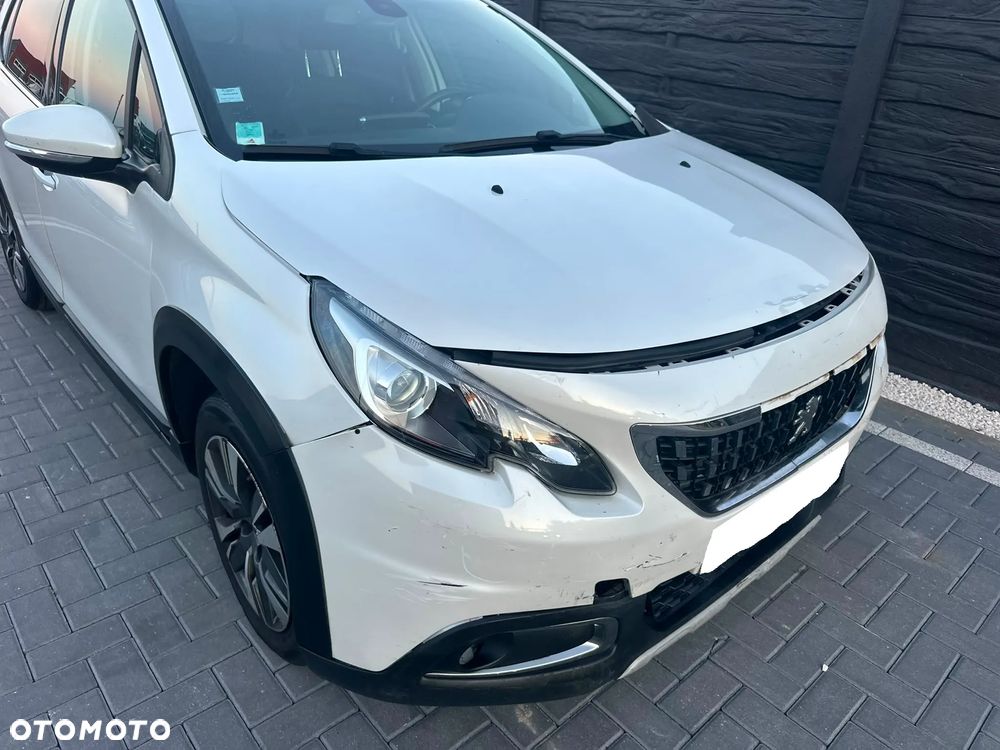 Peugeot 2008 PureTech 110 Stop&Start EAT6 Allure - 27