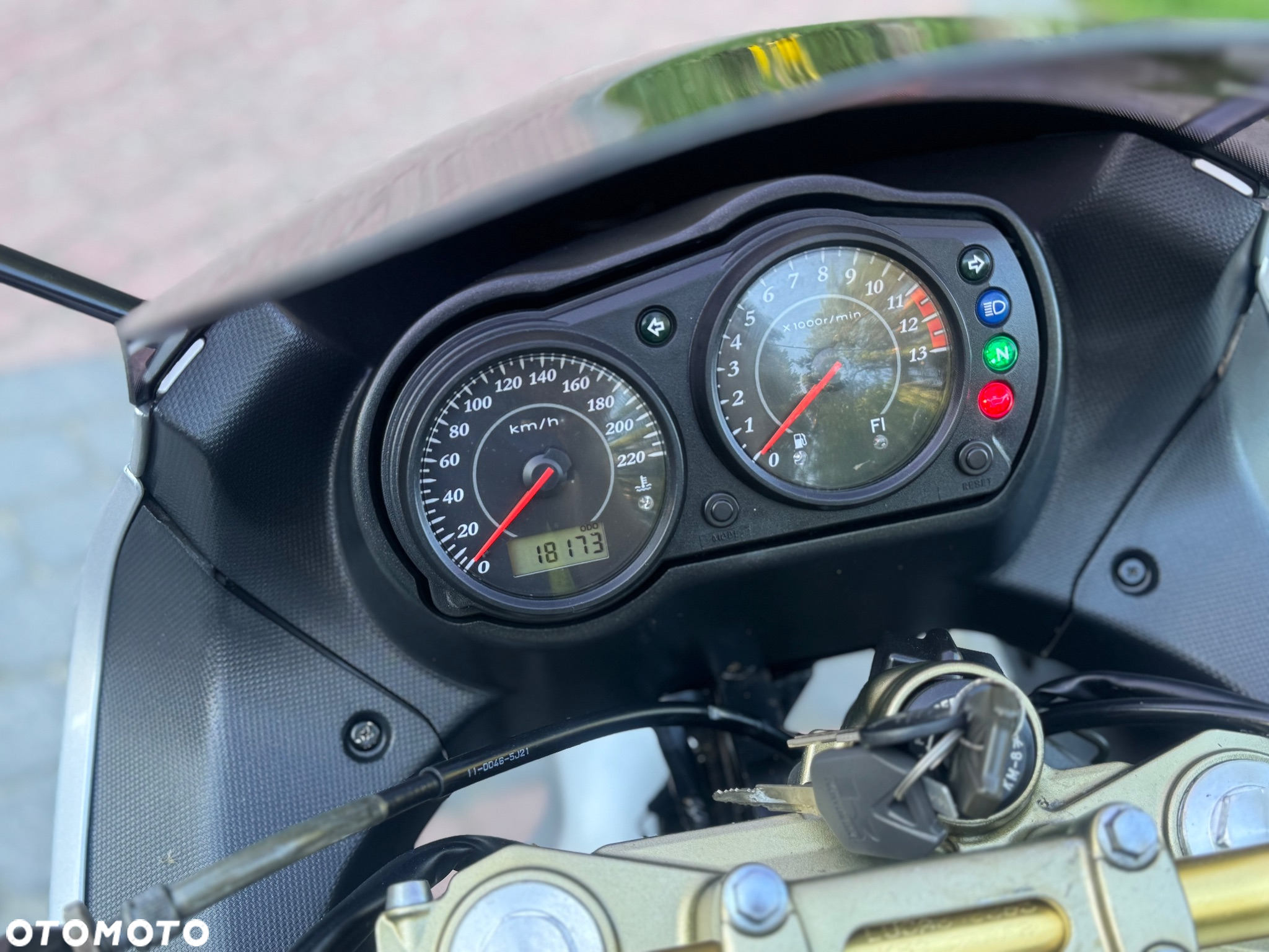 Kawasaki ER - 25