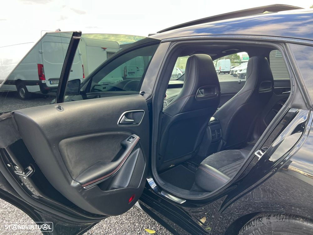 Mercedes-Benz CLA 200 - 15