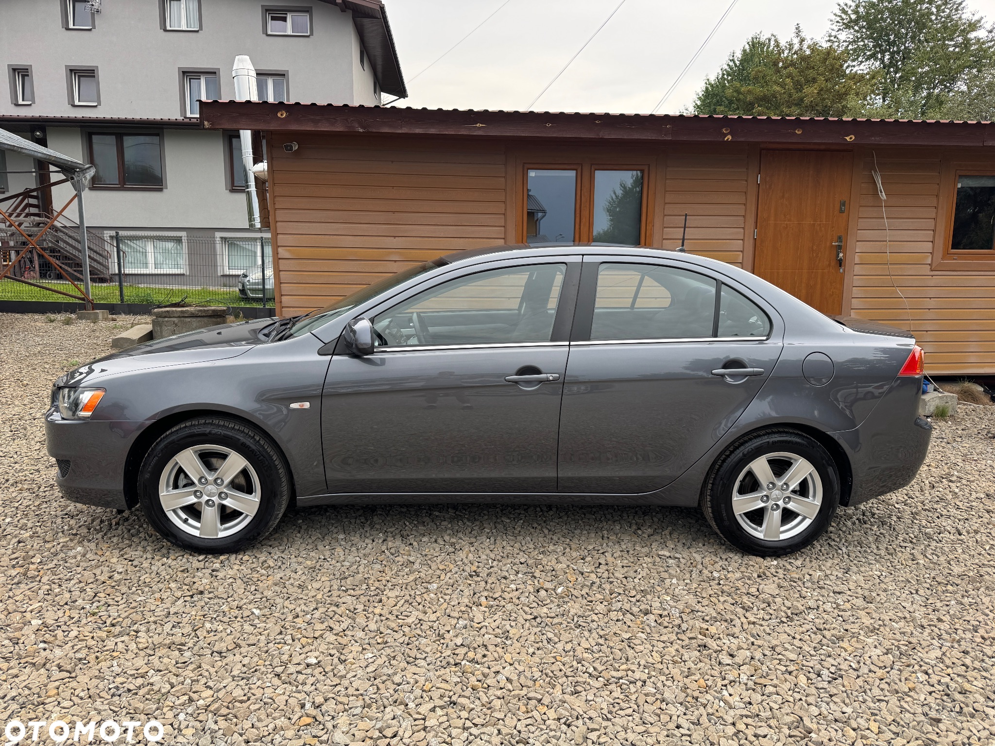 Mitsubishi Lancer 1.8 CVT Invite - 6