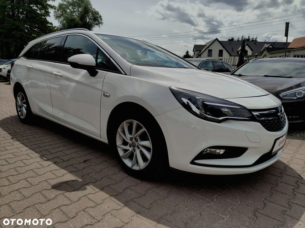 Opel Astra - 2