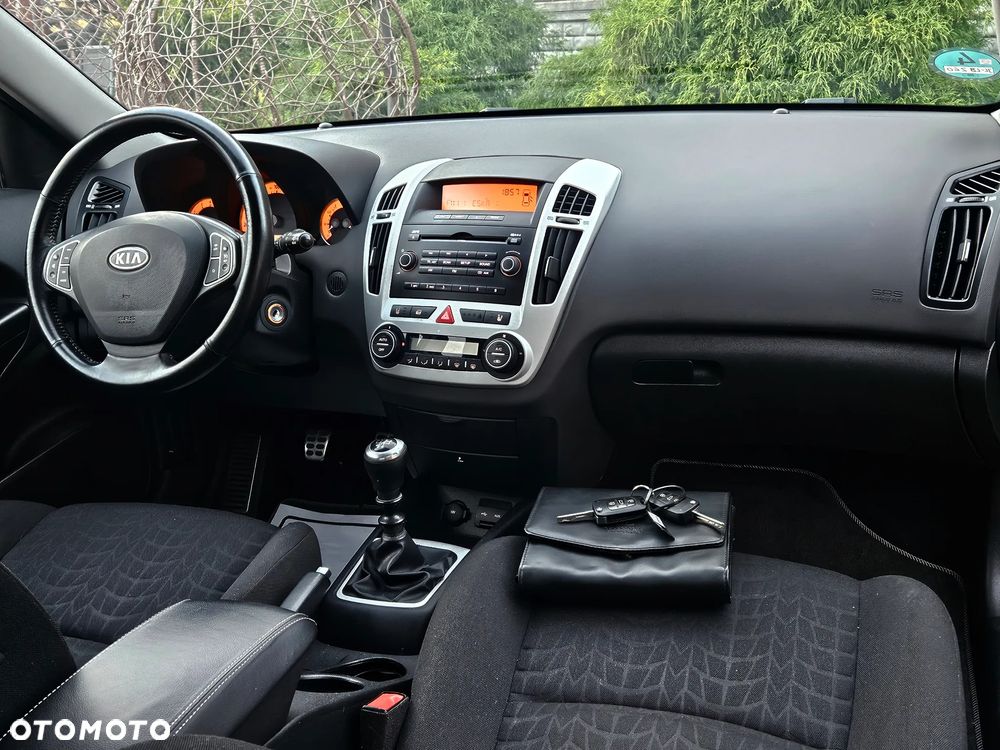 Kia Ceed Cee'd 2.0 Optimum + - 5