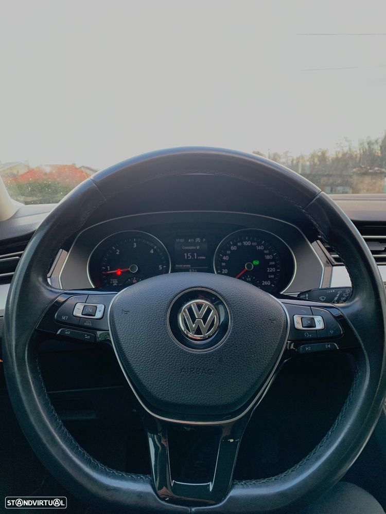 VW Passat Variant 2.0 TDi Business Package DSG - 12