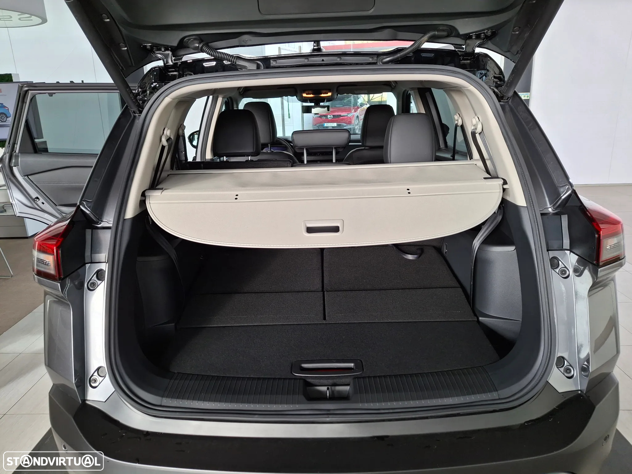 Nissan X-Trail 1.5 VC T N-Trek 7L - 5