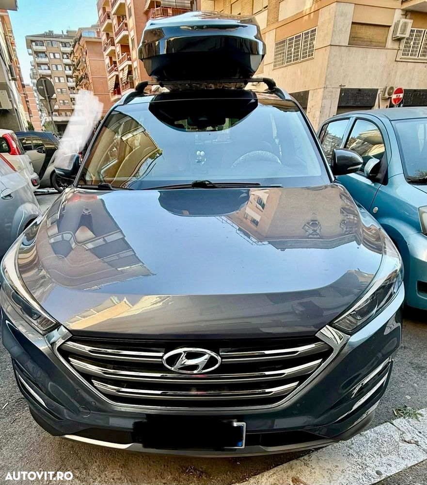 Hyundai Tucson - 1