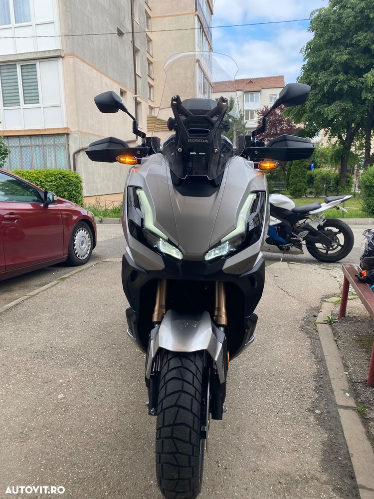 Honda ADV 350 - 1