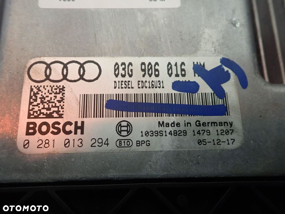 KOMPUTER SILNIKA AUDI A4 B7 - 4