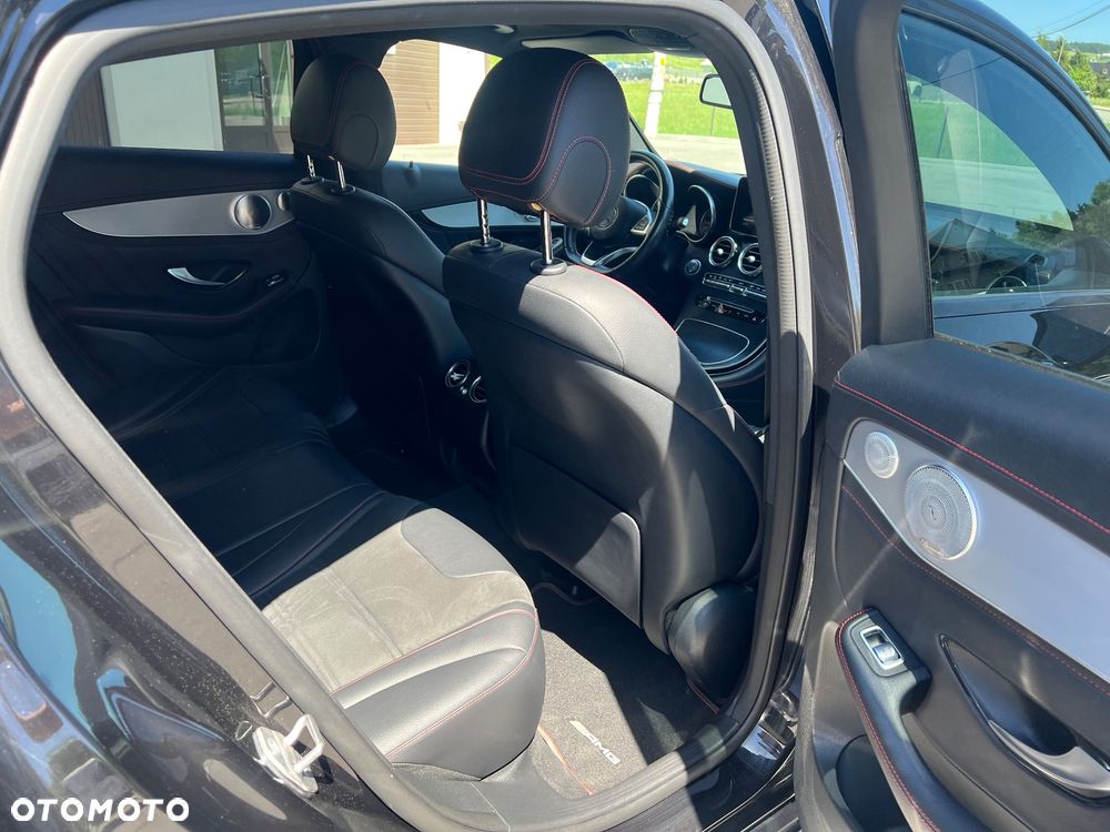 Mercedes-Benz GLC - 29