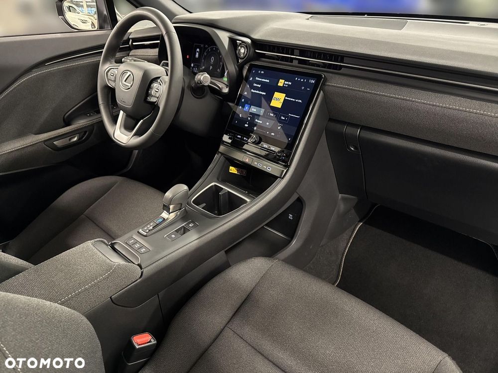 Lexus LBX 1.5 Hybrid - 4