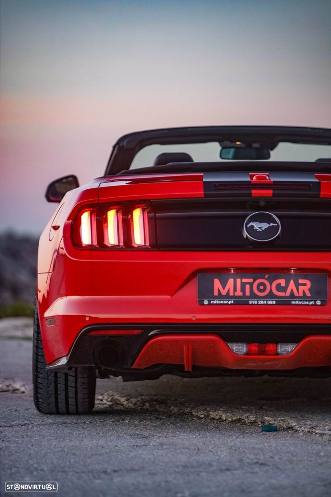 Ford Mustang 2.3i EcoBoost - 7
