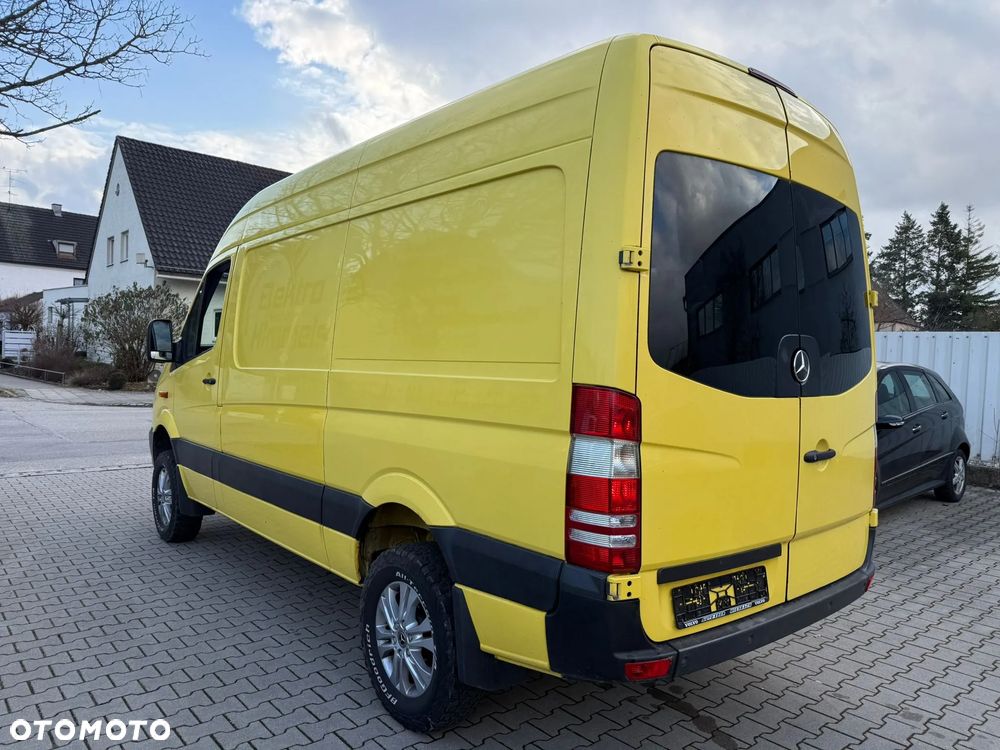 Mercedes-Benz Sprinter - 29