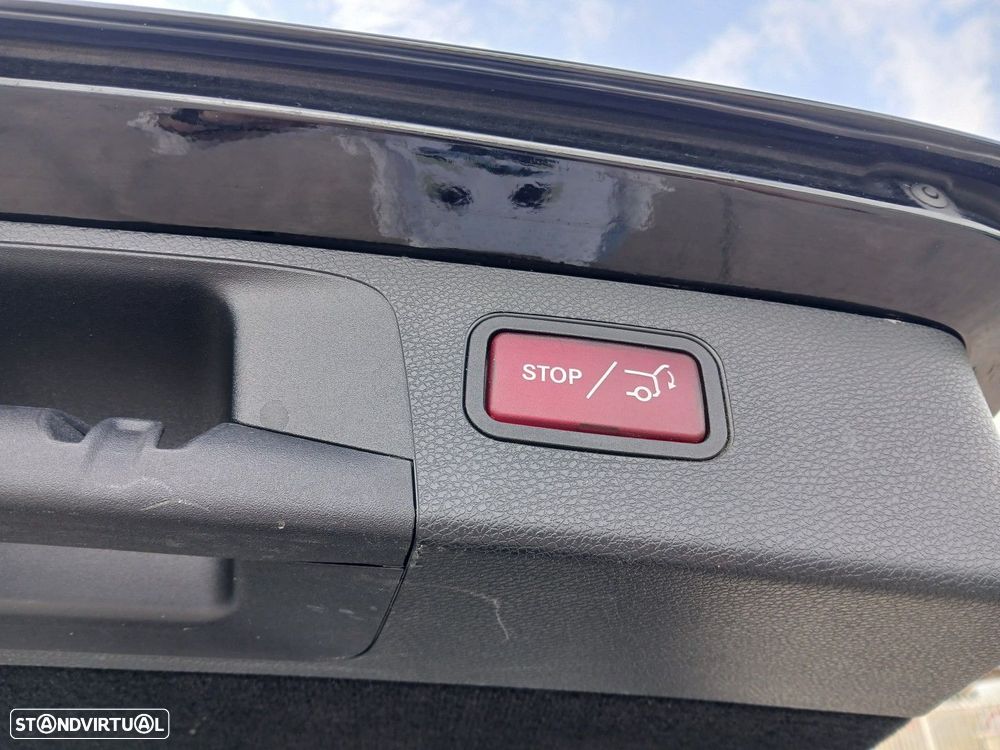 Mercedes-Benz E 300 de 4Matic 9G-TRONIC Avantgarde - 11