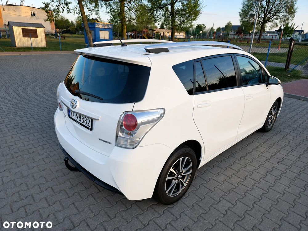 Toyota Verso 1.6 D-4D Premium 7os EU6 - 4